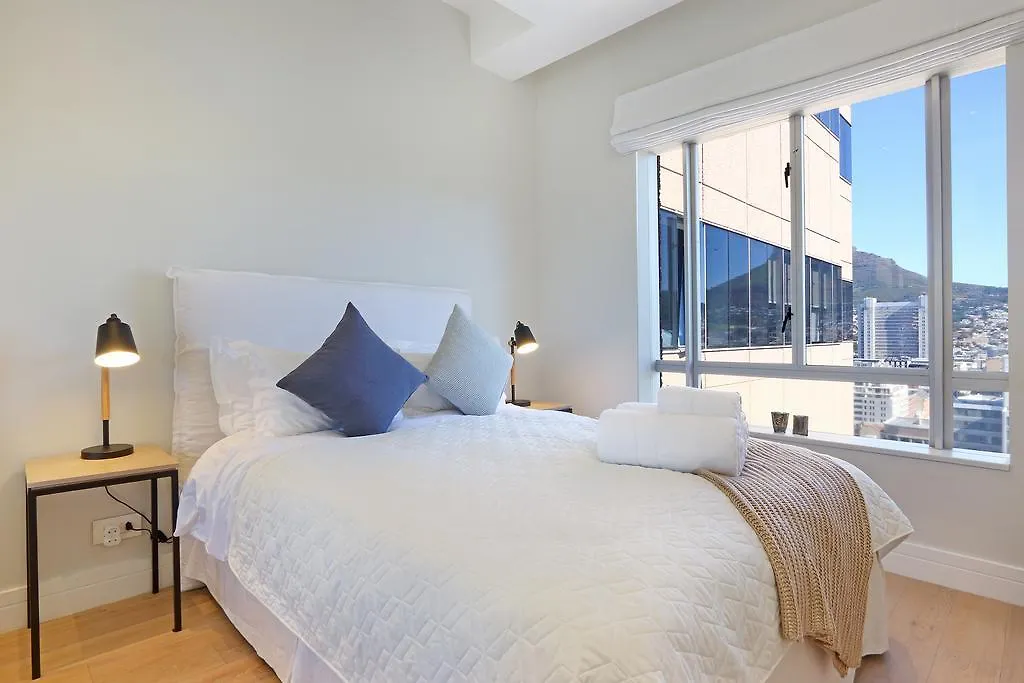 Daire Triangle Luxury Suites By Totalstay Cape Town